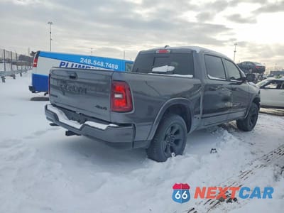 Trzecie zdjęcie samochodu z tyłu: 2025 RAM 1500 BIG HORN/LONE STAR VIN:1C6RRFFG2SN244850 - miniatura
