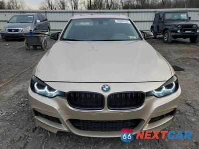 Piąte zdjęcie samochodu w środku: 2013 BMW 328 XI SULEV VIN:WBA3B5C58DF593540 - miniatura