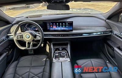Zdjęcie 9 z 14 samochodu: 2023 BMW 740 I VIN:WBA23EH00PCM28450 - miniatura