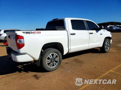 Drugie zdjęcie samochodu z przodu: 2018 TOYOTA TUNDRA CREWMAX SR5 VIN:5TFDY5F13JX709747 - miniatura