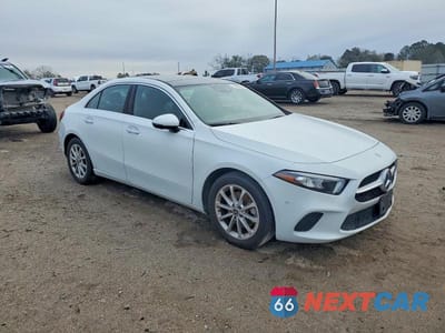 Czwarte zdjęcie samochodu z boku: 2020 MERCEDES-BENZ A 220 4MATIC VIN:WDD3G4FB4LW039934 - miniatura