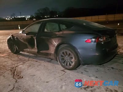 Drugie zdjęcie samochodu z przodu: 2018 TESLA MODEL S VIN:5YJSA1E27JF244737 - miniatura
