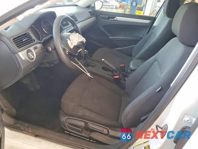 Zdjęcie 7 z 12 samochodu: 2017 VOLKSWAGEN PASSAT S VIN:1VWAT7A34HC014326 - miniatura