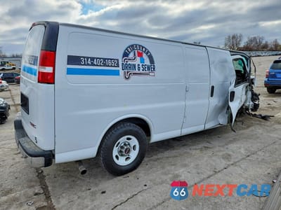 Trzecie zdjęcie samochodu z tyłu: 2020 GMC SAVANA G3500 VIN:1GTZ7HFG0L1190628 - miniatura