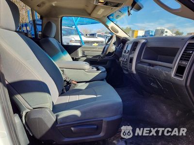 Zdjęcie 10 z 11 samochodu: 2018 RAM 1500 ST VIN:3C6JR7DT7JG243011 - miniatura