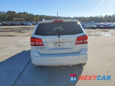 Zdjęcie 6 z 14 samochodu: 2019 DODGE JOURNEY SE VIN:3C4PDCAB9KT858965 - miniatura