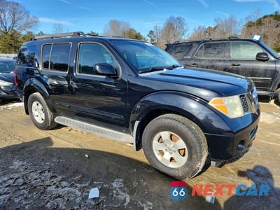 Czwarte zdjęcie samochodu z boku: 2006 NISSAN PATHFINDER LE VIN:5N1AR18W16C640181 - miniatura