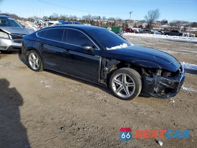 Czwarte zdjęcie samochodu z boku: 2021 AUDI A5 PREMIUM PLUS 45 VIN:WAUFACF54MA008384 - miniatura