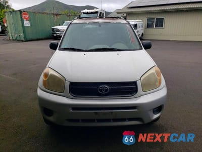 Piąte zdjęcie samochodu w środku: 2005 TOYOTA RAV4 VIN:JTEHD20V156034799 - miniatura