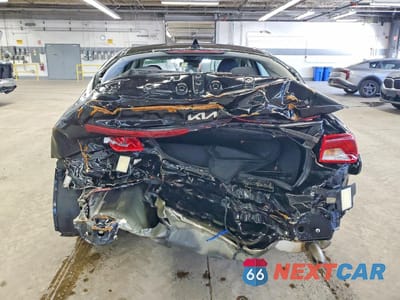 Zdjęcie 6 z 12 samochodu: 2023 KIA K5 LXS VIN:5XXG14J27PG196479 - miniatura