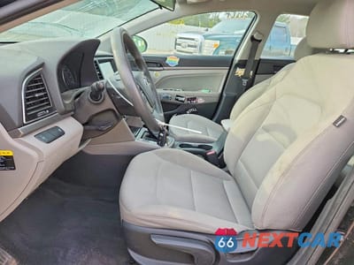 Zdjęcie 7 z 12 samochodu: 2017 HYUNDAI ELANTRA SE VIN:5NPD84LF9HH117382 - miniatura