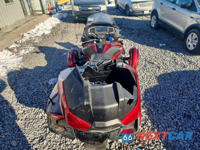 Zdjęcie 6 z 10 samochodu: 2023 CAN-AM SPYDER ROADSTER RT VIN:2BXNBDD2XPV005202 - miniatura
