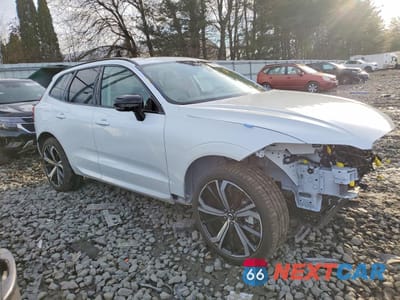 Czwarte zdjęcie samochodu z boku: 2025 VOLVO XC60 ULTRA VIN:YV4M12RM5S1222284 - miniatura