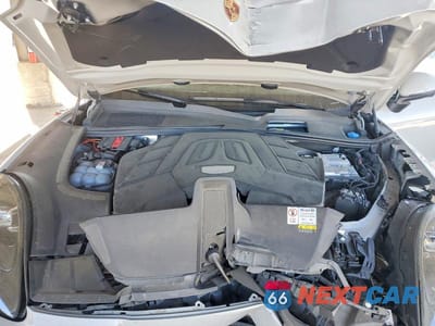 Zdjęcie 11 z 12 samochodu: 2023 PORSCHE CAYENNE BASE VIN:WP1AA2AY6PDA02788 - miniatura