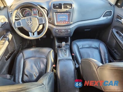 Zdjęcie 8 z 12 samochodu: 2016 DODGE JOURNEY CROSSROAD VIN:3C4PDCGB8GT114000 - miniatura
