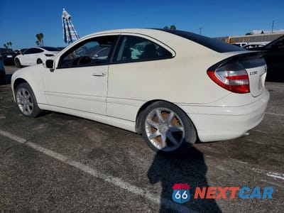 Drugie zdjęcie samochodu z przodu: 2002 MERCEDES-BENZ C 230K SPORT COUPE VIN:WDBRN47J22A325081 - miniatura