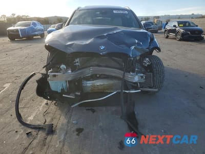 Piąte zdjęcie samochodu w środku: 2019 BMW X1 SDRIVE28I VIN:WBXHU7C58K3H44671 - miniatura