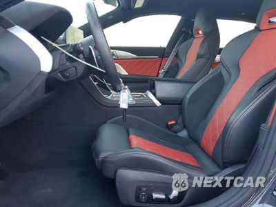 Zdjęcie 7 z 13 samochodu: 2024 BMW M8 VIN:WBSGV0C07RCR42997 - miniatura
