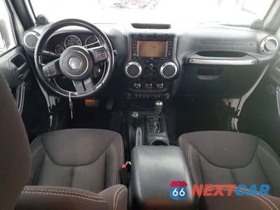 Zdjęcie 8 z 13 samochodu: 2014 JEEP WRANGLER UNLIMITED SAHARA VIN:1C4HJWEG5EL126269 - miniatura
