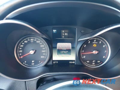 Zdjęcie 9 z 11 samochodu: 2016 MERCEDES-BENZ C 300 4MATIC VIN:55SWF4KB7GU161258 - miniatura