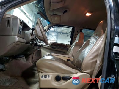 Zdjęcie 7 z 13 samochodu: 2000 FORD F350 SUPER DUTY VIN:1FTWW33F4YED11343 - miniatura