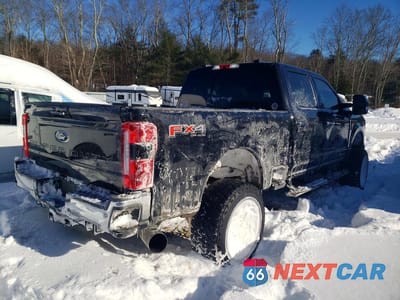 Trzecie zdjęcie samochodu z tyłu: 2024 FORD F350 SUPER DUTY VIN:1FT8W3BMXRED47449 - miniatura