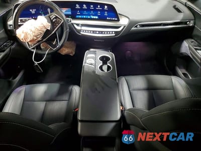 Zdjęcie 8 z 11 samochodu: 2025 CADILLAC LYRIQ LUXURY VIN:1GYKPRRL1SZ315694 - miniatura