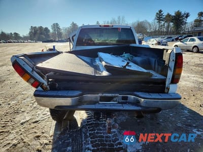 Zdjęcie 6 z 12 samochodu: 2004 GMC NEW SIERRA K1500 VIN:1GTEK19T84Z281923 - miniatura