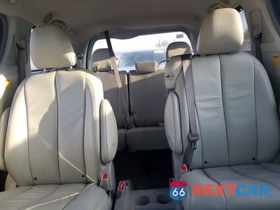 Zdjęcie 10 z 13 samochodu: 2011 TOYOTA SIENNA XLE VIN:5TDYK3DC8BS091571 - miniatura
