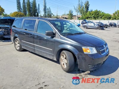 Czwarte zdjęcie samochodu z boku: 2010 DODGE GRAND CARAVAN SXT VIN:2D4RN5D15AR211584 - miniatura