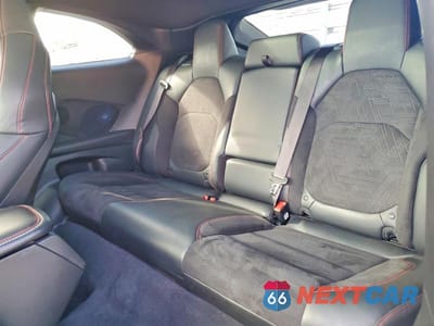 Zdjęcie 10 z 12 samochodu: 2024 DODGE CHARGER DAYTONA SCAT PACK VIN:2C3CDBDK3RR204968 - miniatura