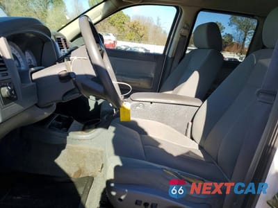 Zdjęcie 7 z 13 samochodu: 2005 DODGE DAKOTA QUAD SLT VIN:1D7HE48K85S292919 - miniatura