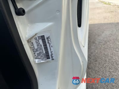 Zdjęcie 10 z 10 samochodu: 1997 FORD MUSTANG COBRA VIN:1FALP47V5VF111087 - miniatura