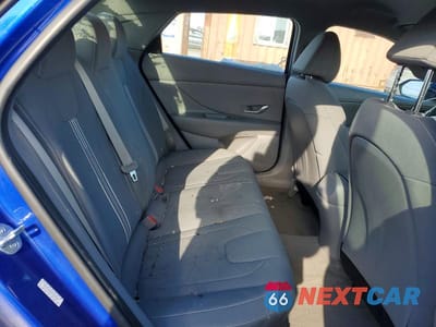 Zdjęcie 10 z 12 samochodu: 2023 HYUNDAI ELANTRA SEL VIN:KMHLM4AG5PU562365 - miniatura