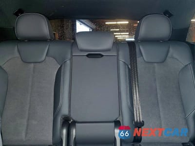 Zdjęcie 10 z 12 samochodu: 2025 AUDI Q5 E PRESTIGE 55 VIN:WA1F2AFY9S2003732 - miniatura