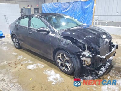 Czwarte zdjęcie samochodu z boku: 2020 KIA FORTE LXS VIN:3KPF24AD3LE251619 - miniatura