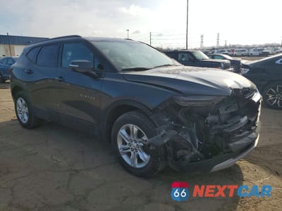 Czwarte zdjęcie samochodu z boku: 2020 CHEVROLET BLAZER 2LT VIN:3GNKBCRS2LS673949 - miniatura