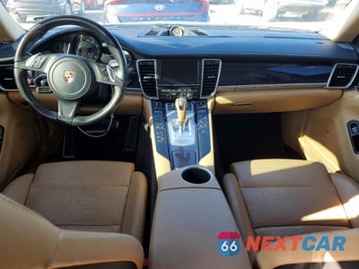 Zdjęcie 8 z 13 samochodu: 2016 PORSCHE PANAMERA 2 VIN:WP0AA2A77GL005049 - miniatura