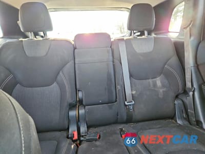 Zdjęcie 10 z 13 samochodu: 2015 JEEP CHEROKEE LATITUDE VIN:1C4PJMCB0FW636083 - miniatura