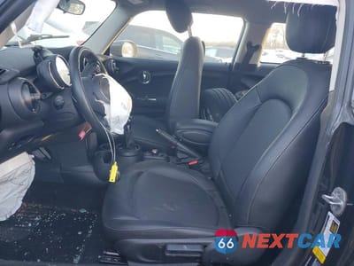 Zdjęcie 7 z 12 samochodu: 2021 MINI COOPER VIN:WMWXR3C07M2N87791 - miniatura
