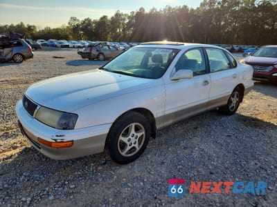 1997 TOYOTA AVALON XL 4T1BF12B7VU207766 - główne zdjęcie licytacji z USA - miniatura