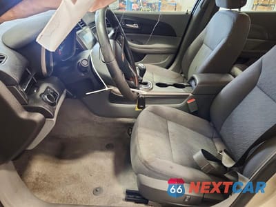 Zdjęcie 7 z 13 samochodu: 2013 CHEVROLET MALIBU LS VIN:1G11B5SA5DF143619 - miniatura