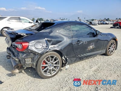 Trzecie zdjęcie samochodu z tyłu: 2020 SUBARU BRZ LIMITED VIN:JF1ZCAC15L9703303 - miniatura