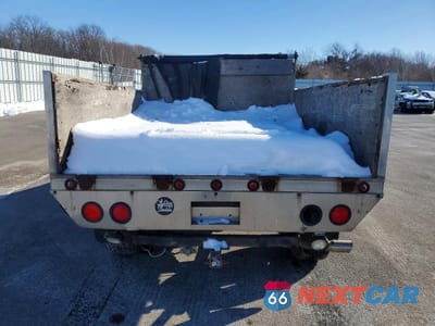 Zdjęcie 6 z 13 samochodu: 2000 CHEVROLET SILVERADO K1500 VIN:1GCEK14V1YE415970 - miniatura