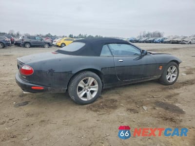 Trzecie zdjęcie samochodu z tyłu: 2004 JAGUAR XKR VIN:SAJDA42B243A37483 - miniatura