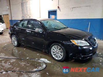 Czwarte zdjęcie samochodu z boku: 2011 CHRYSLER 200 LIMITED VIN:1C3BC2FB3BN623157 - miniatura