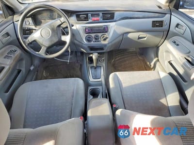 Zdjęcie 8 z 12 samochodu: 2005 MITSUBISHI LANCER VIN:JA3AJ26E75U013200 - miniatura