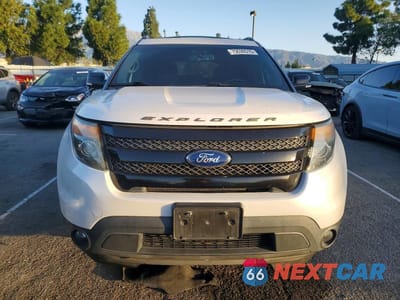 Piąte zdjęcie samochodu w środku: 2015 FORD EXPLORER SPORT VIN:1FM5K8GT2FGC64881 - miniatura