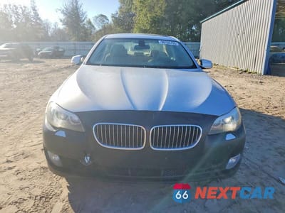 Piąte zdjęcie samochodu w środku: 2011 BMW 535 I VIN:WBAFR7C50BC267623 - miniatura