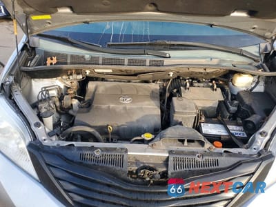 Zdjęcie 12 z 13 samochodu: 2015 TOYOTA SIENNA VIN:5TDZK3DCXFS591516 - miniatura